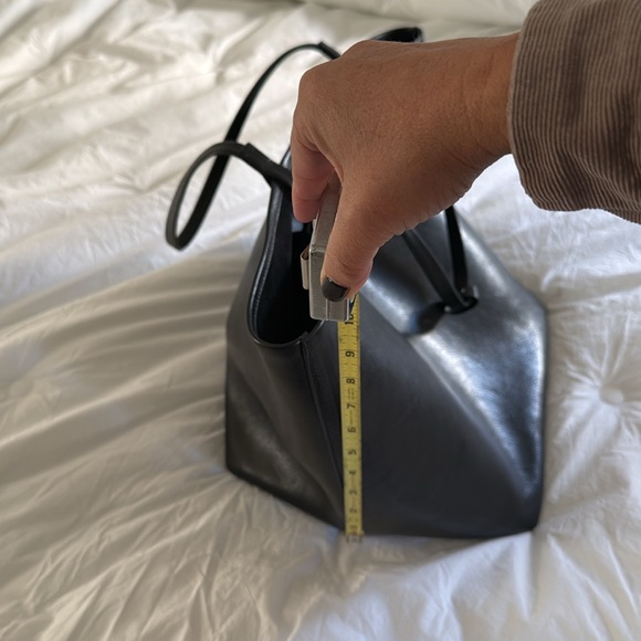 🖤🖤 The Row - Picture 16 of 16